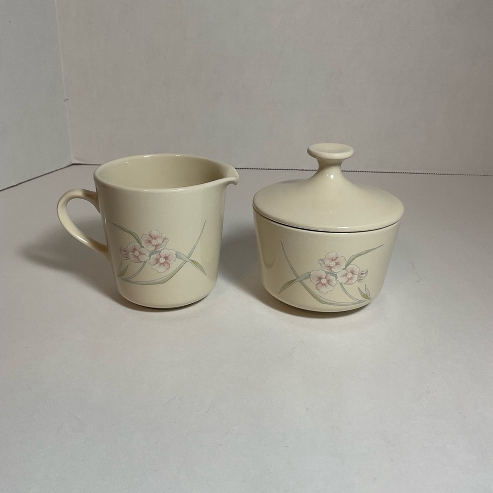 Corelle Set Spring Pond Sugar Bowl & Creamer